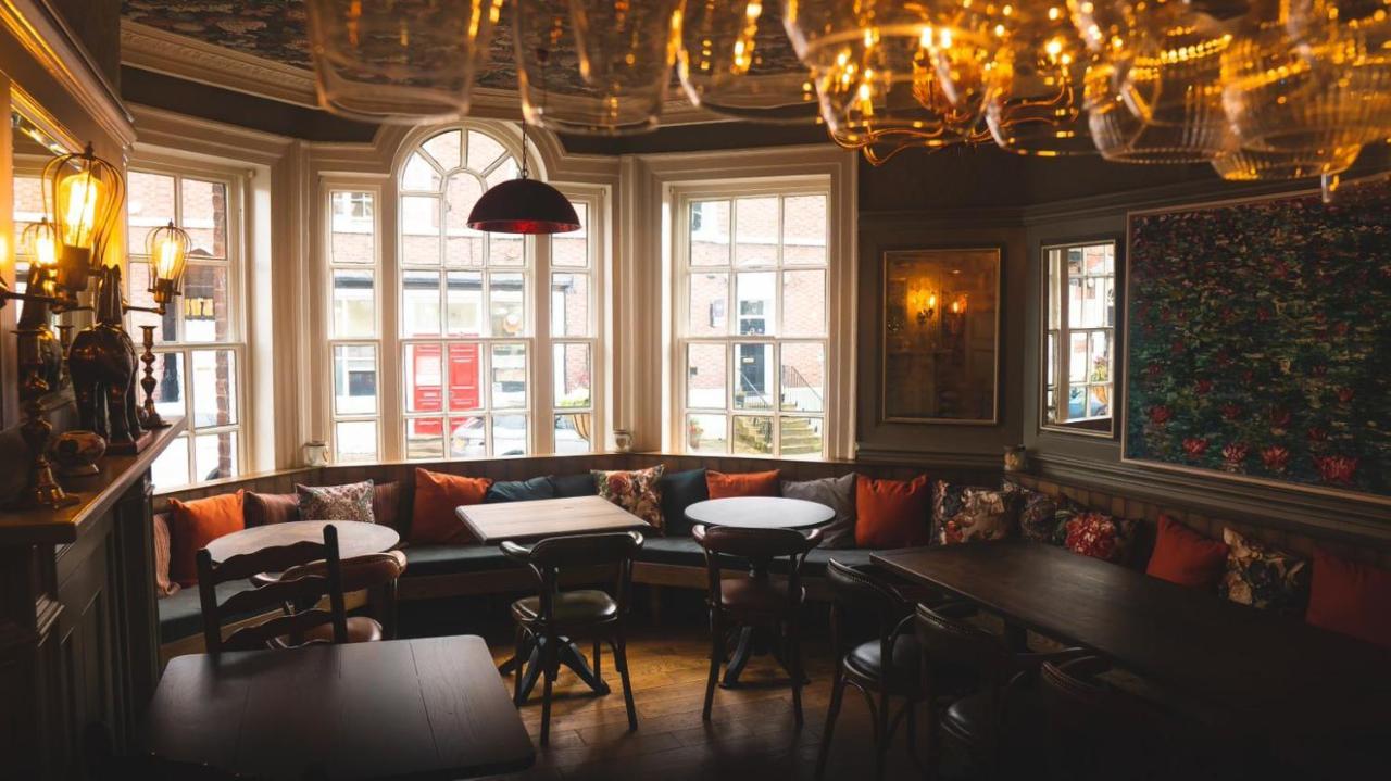 The Swan At Tarporley Hotel Exterior photo